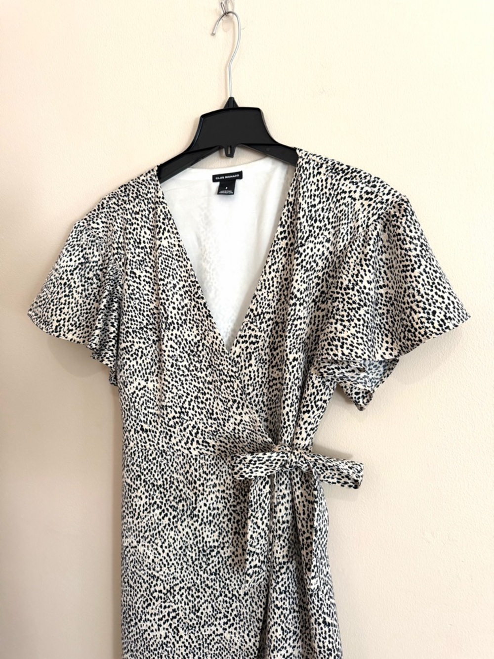 Club Monaco Flutter Sleeve Geovanna Wrap Mini Dress Mini Leopard Print Sz 8 - Picture 5 of 15
